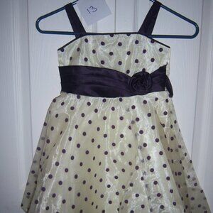New with Tags Classic Fashion Party Dress, Size 5, T3